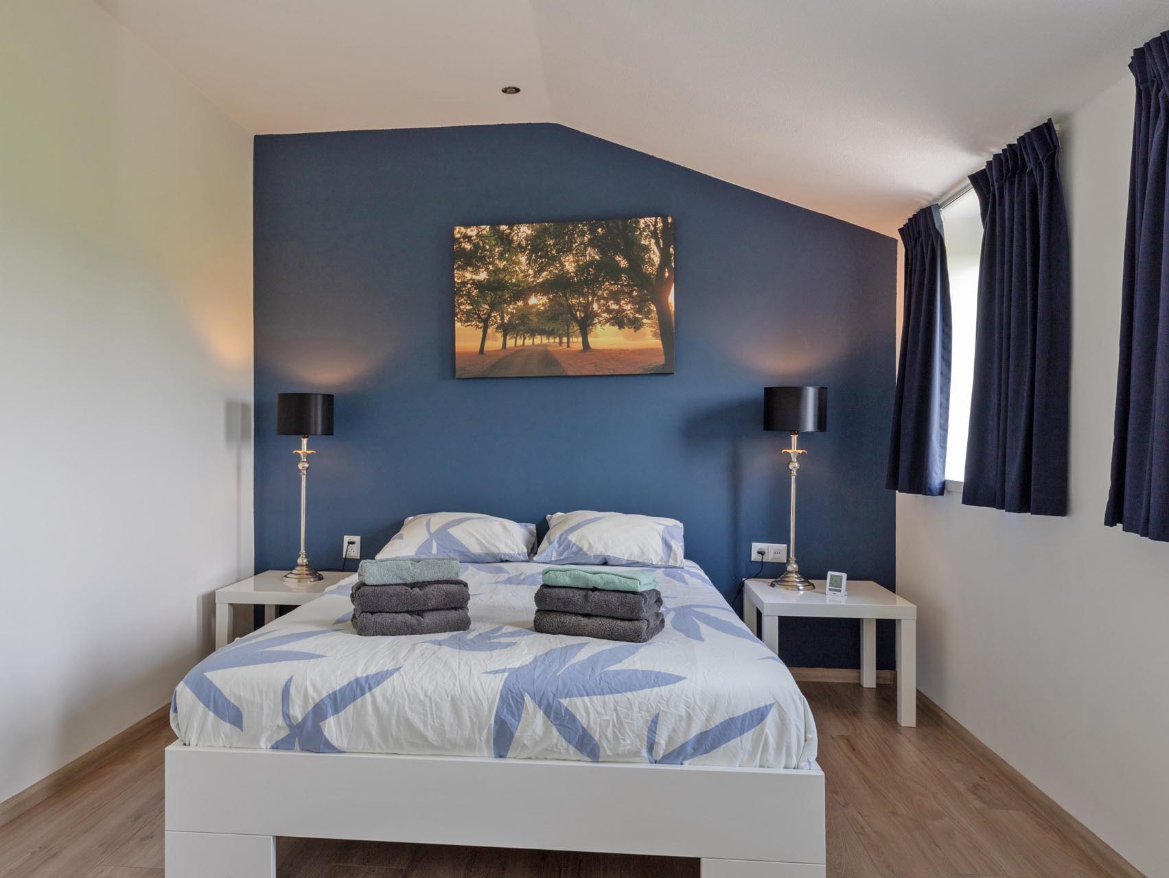 12 ov035-vakantiehuis-overijssel-scheerwolde-slaapkamer-1920 lichter